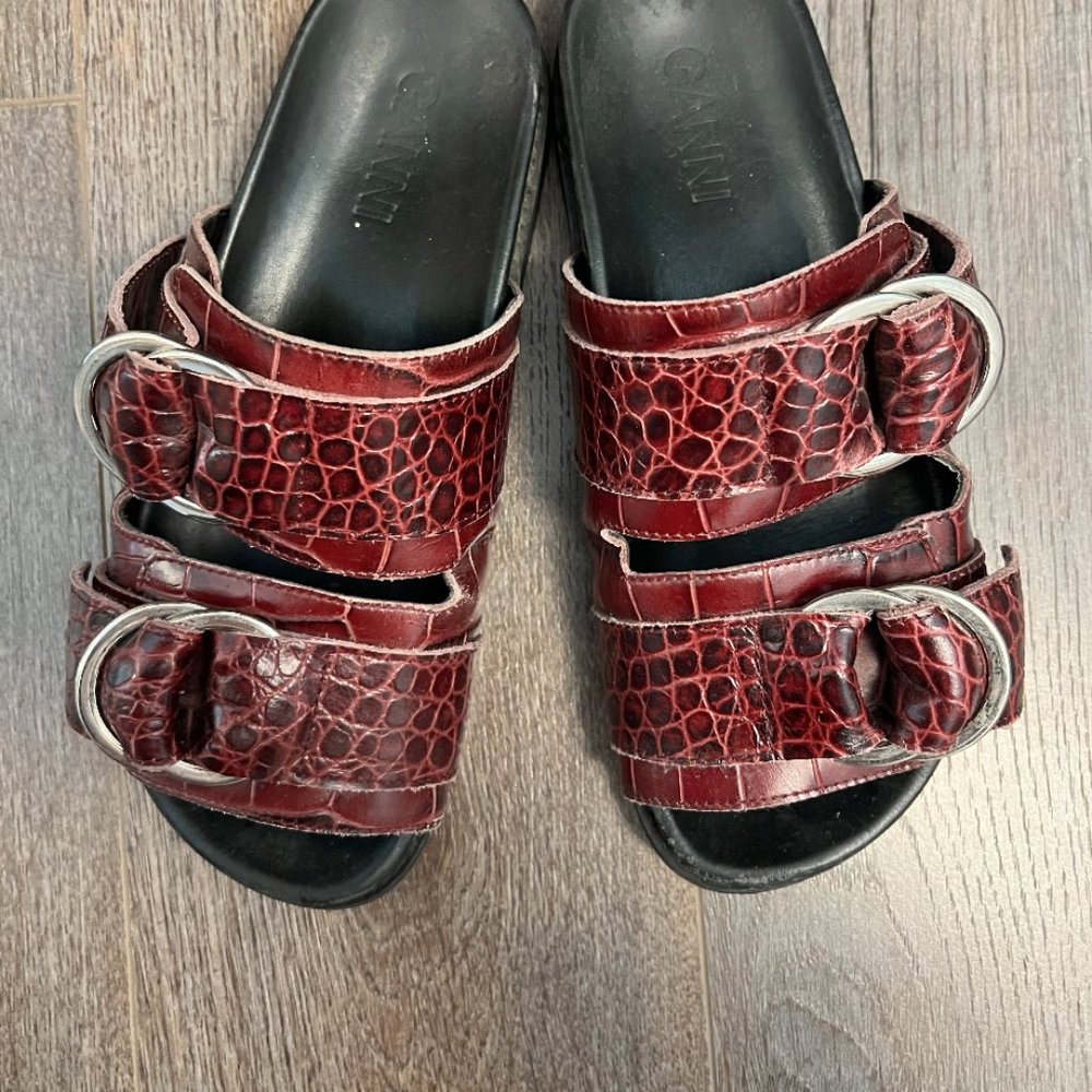 GANNI Embossed Leather Buckle Slide Port Royal